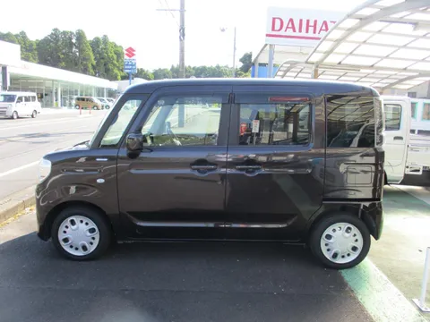 Suzuki Spacia