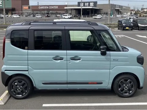 Suzuki Spacia Gear