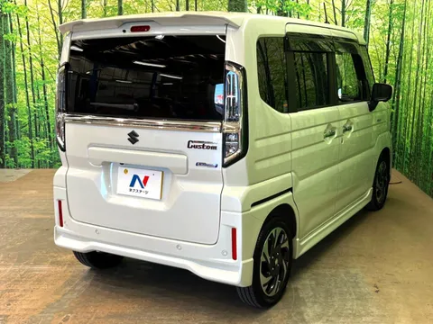 Suzuki Spacia Custom