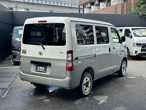 Toyota TownAce Van