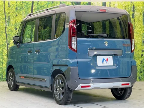 Suzuki Spacia Gear