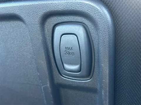 Toyota Pixis Mega