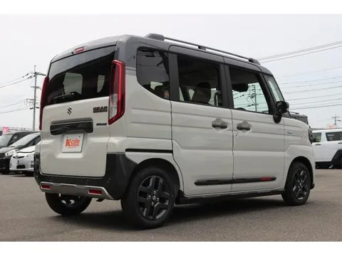 Suzuki Spacia Gear