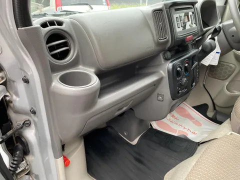 Nissan Clipper