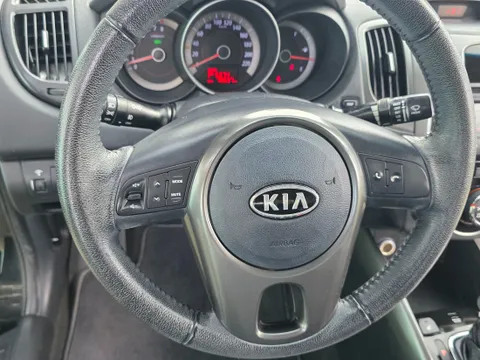Kia Cerato (Forte)