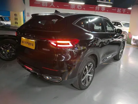 Haval F7