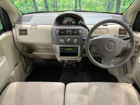 Nissan Otti