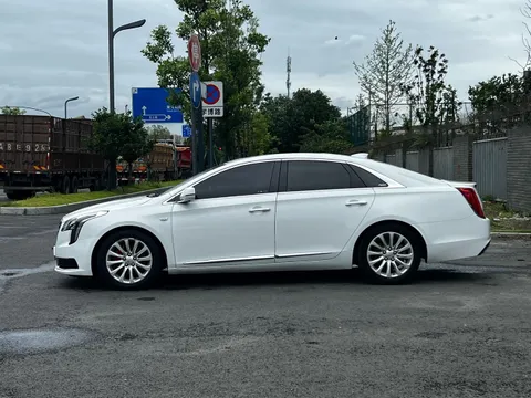 Cadillac XTS