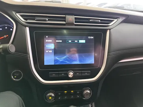 Roewe RX3