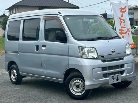 Toyota Pixis Van
