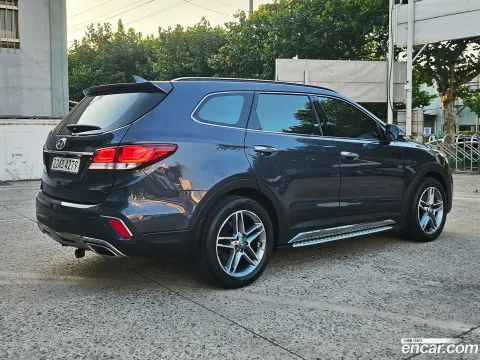 Hyundai Grand Santa Fe (Maxcruz)