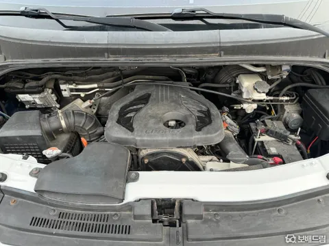 Hyundai H350 (Solati)