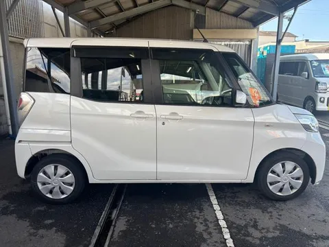 Mitsubishi eK Space