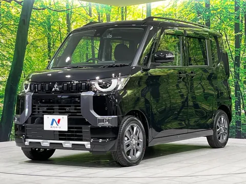Mitsubishi Delica Mini
