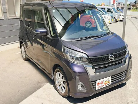 Nissan Dayz Roox