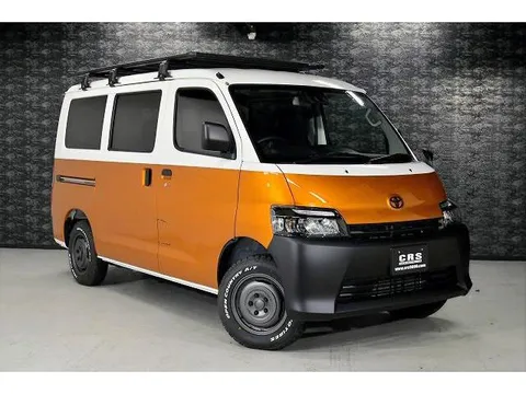 Toyota TownAce Van