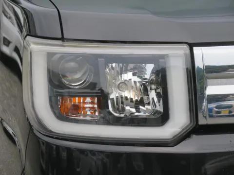 Toyota Pixis Mega