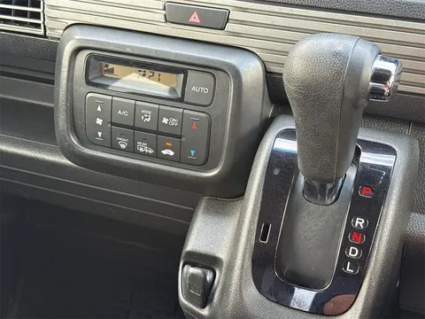 Honda N-VAN Plus Style