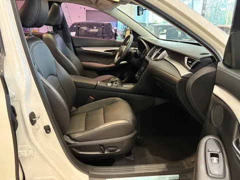 Infiniti QX50