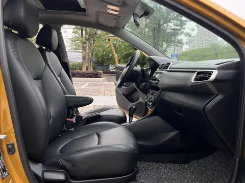 Hyundai Reina