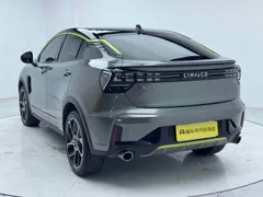 Lynk & Co 05