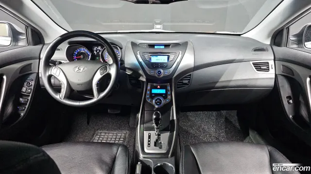 Hyundai Elantra (Avante)