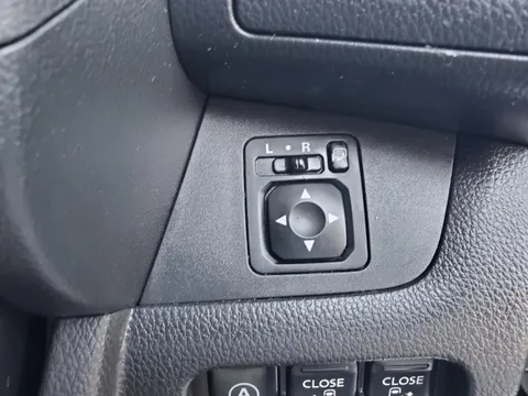 Mitsubishi eK Space Custom