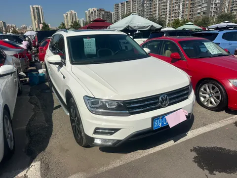 Volkswagen Tiguan L