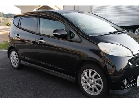 Daihatsu Sonica