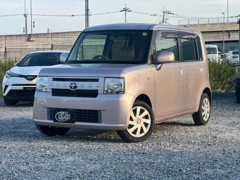 Toyota Pixis Space