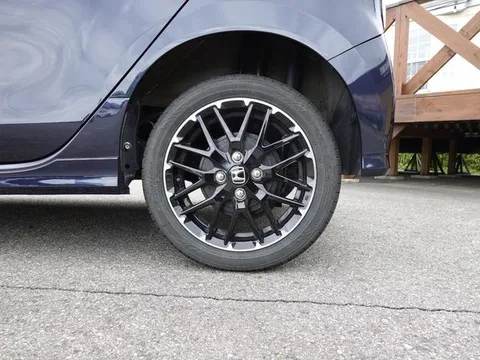 Honda N-WGN Custom