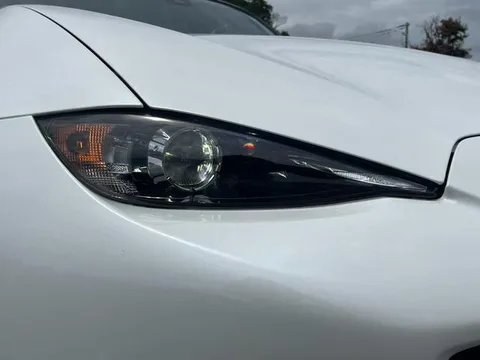 Mazda MX-5 (Roadster)