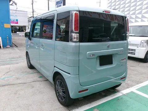 Suzuki Spacia