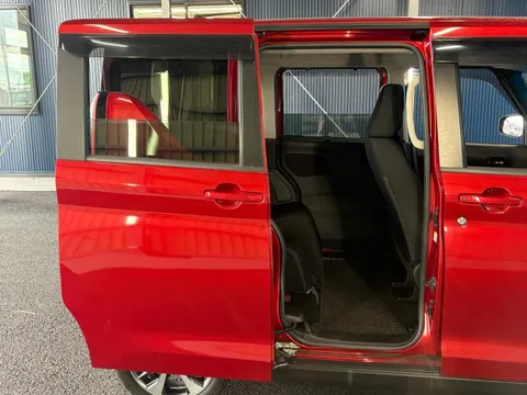 Mitsubishi eK X Space