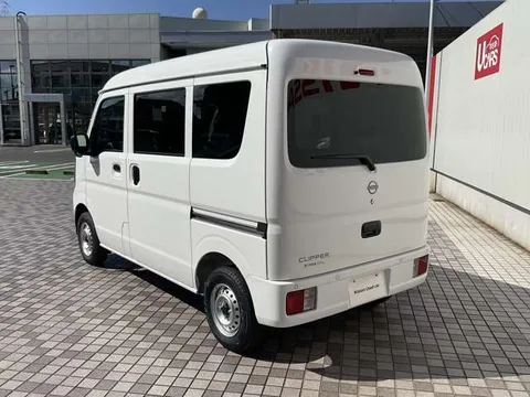 Nissan Clipper