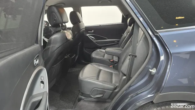 Hyundai Grand Santa Fe (Maxcruz)
