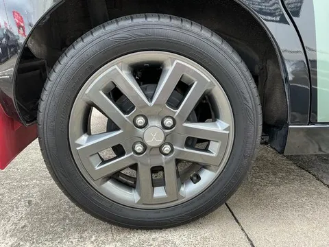 Mitsubishi Delica Mini