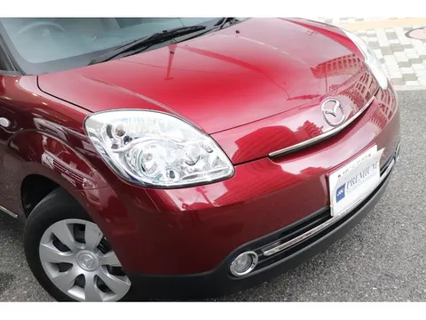Mazda Verisa