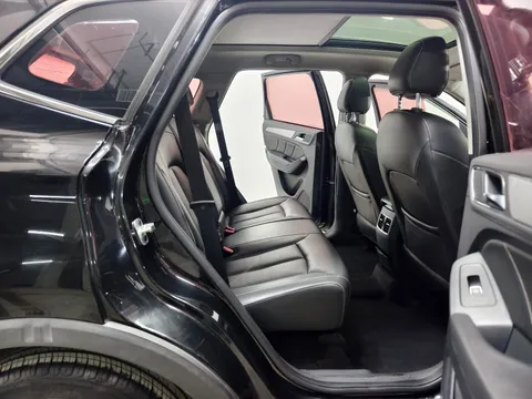 Roewe RX5