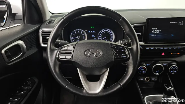Hyundai Venue