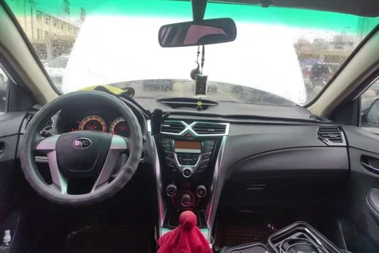 BYD F3