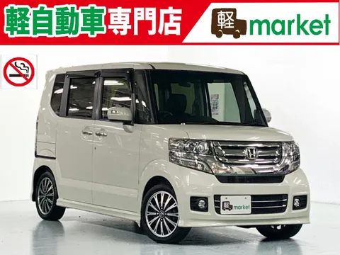 Honda N-BOX Custom
