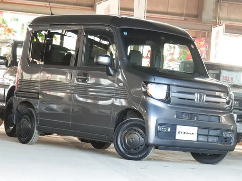 Honda N-VAN Plus Style