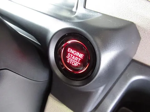 Honda N-BOX Joy