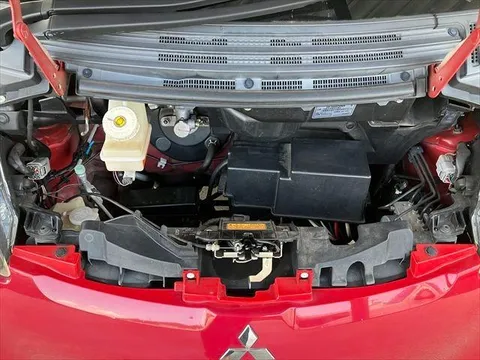 Mitsubishi I