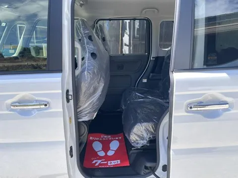 Suzuki Spacia Custom