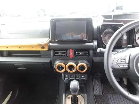 Suzuki Jimny Sierra