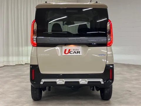 Mitsubishi Delica Mini