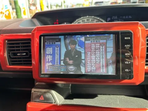 Toyota Pixis Mega