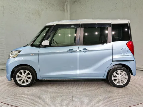Mitsubishi eK Space